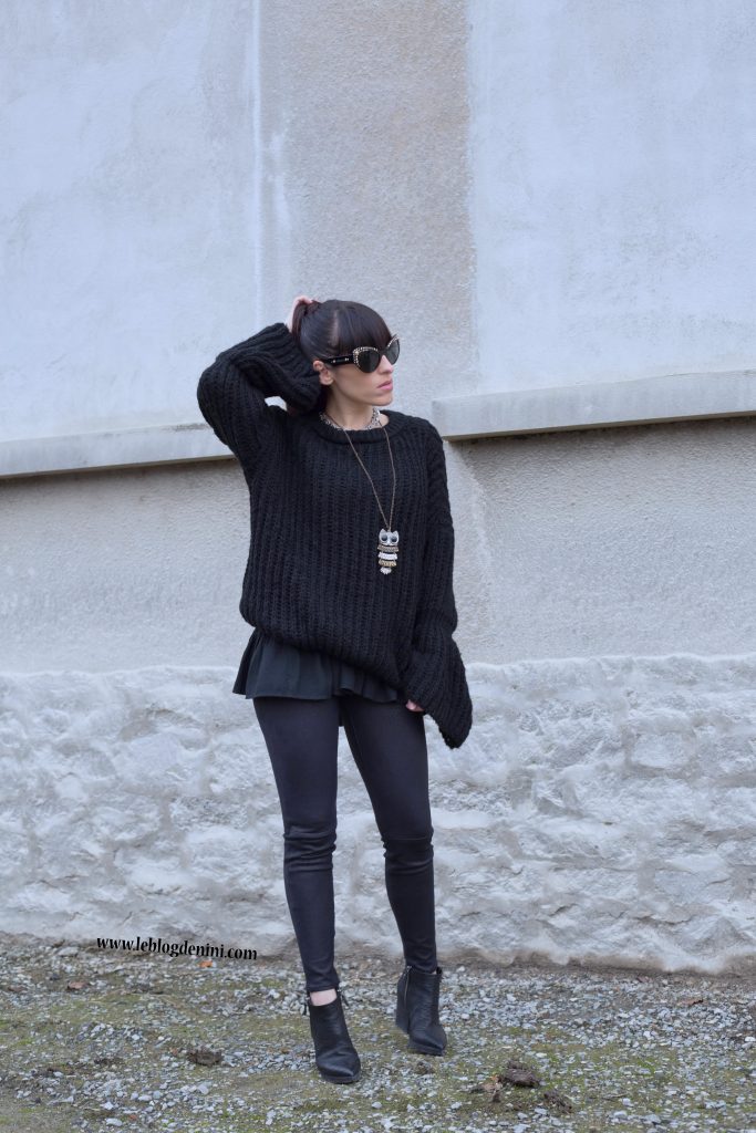 look-total-black-shein-et-7forallmankind-simili-pants-the-outnet